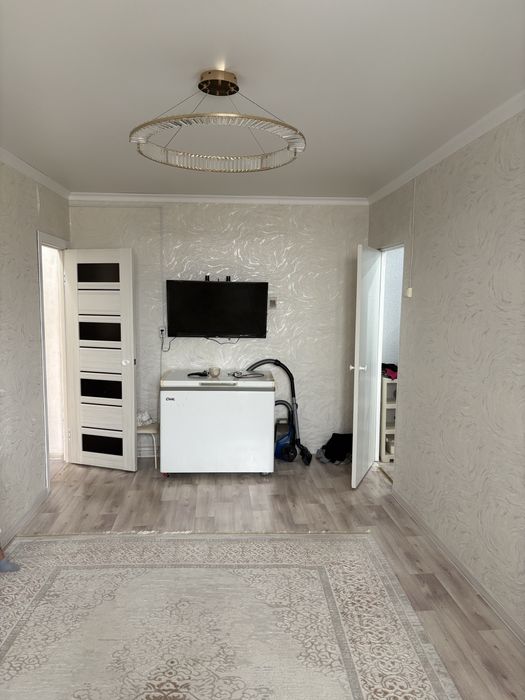 Продам двух комнатную квартиру