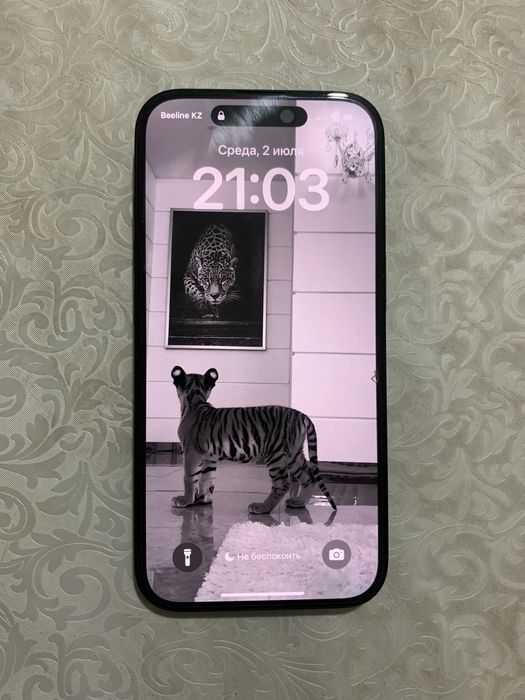 Айфон 16 в хорошем состояние