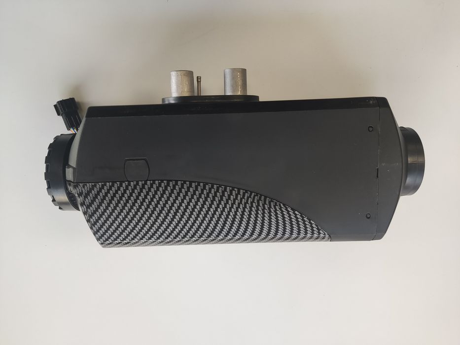 Суха дизелова печка 12/24 V - 5  и 8 KWH  за каравани , коли , бусове