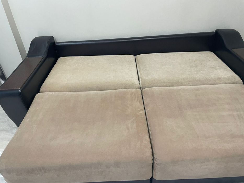 Продам диван в зал трансформер