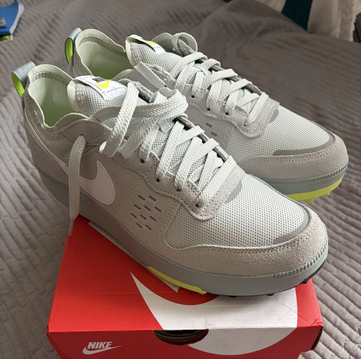 Nike кроссовки.