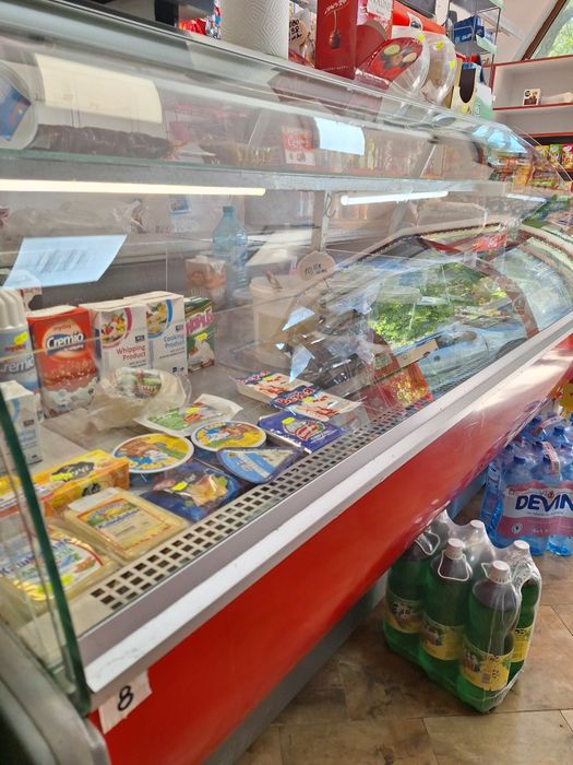 Витрини за хр.магазин