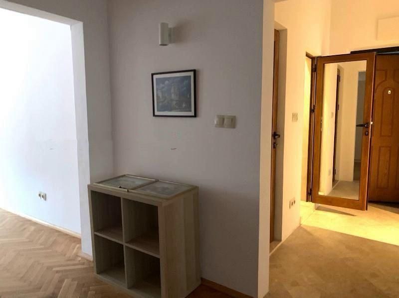 Дава се под наем Двустаен апартамент в София, Център - 90 кв.м за 797.64 € - Снимка #6