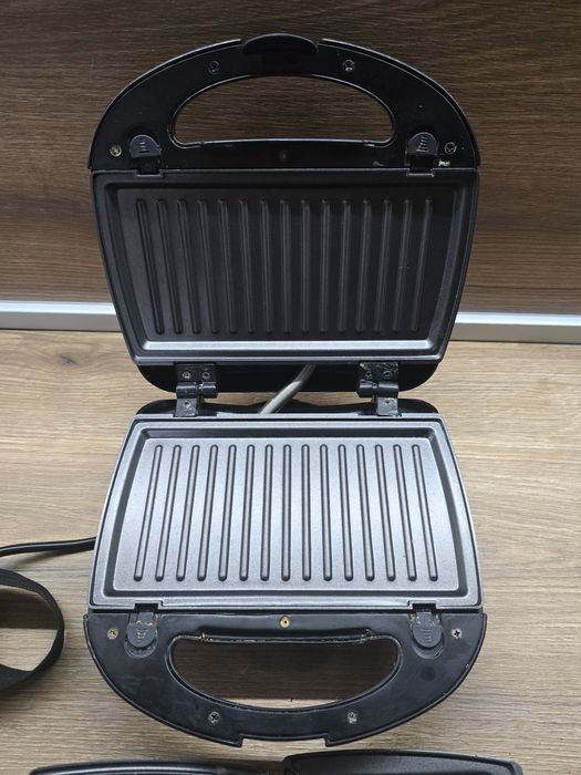 Сандвич тостер Gorenje SM703BK