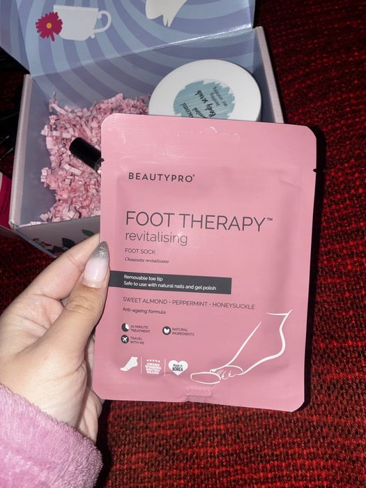 Продавам козметика