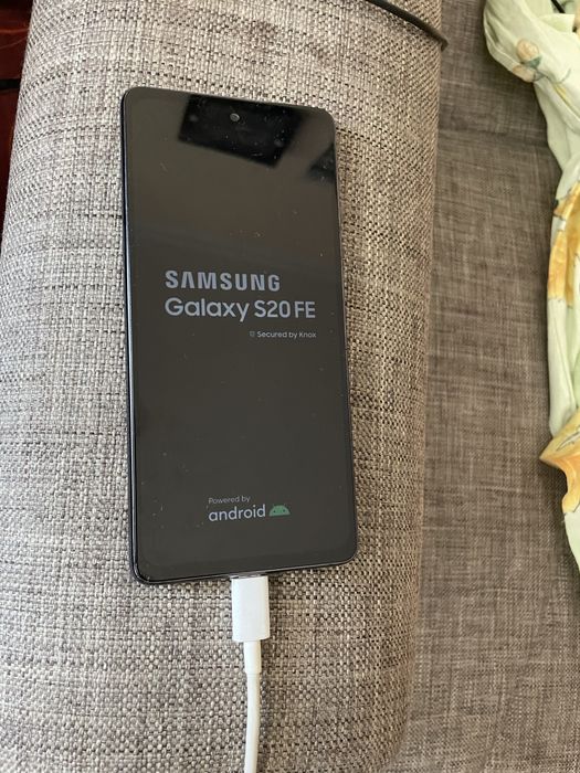 Samsung Galaxy s20 fe