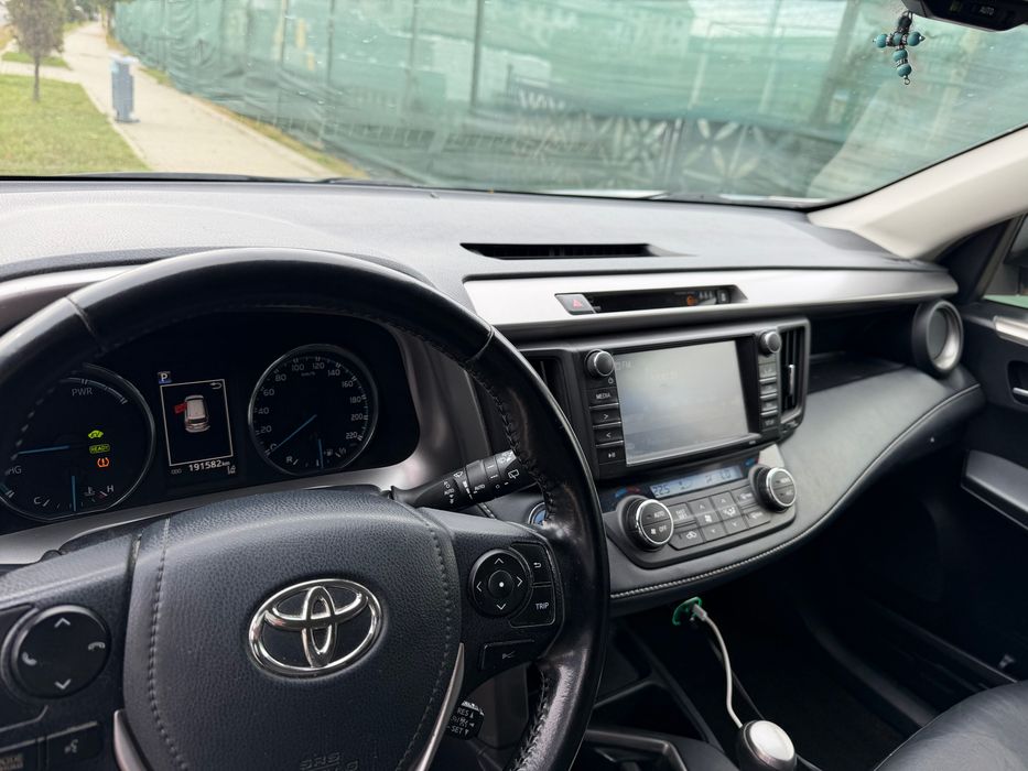 TOYOTA RAV4 2018 — imagine 5