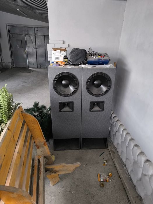 Колонки для праздника