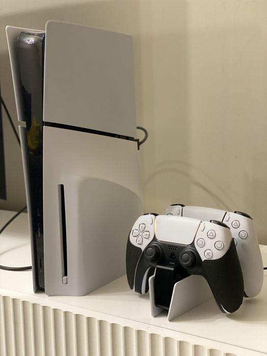 Sony play station 5 Slim 1Tb