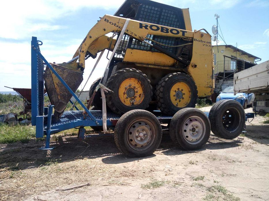 Платформа за СТРОИТЕЛНА техника под НАЕМ за превоз на тежка техника