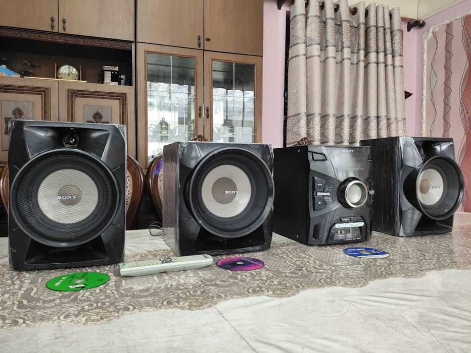 Sony 7900 watt 100% ishlaydi bass va ovoz zo‘r usb fleshkali