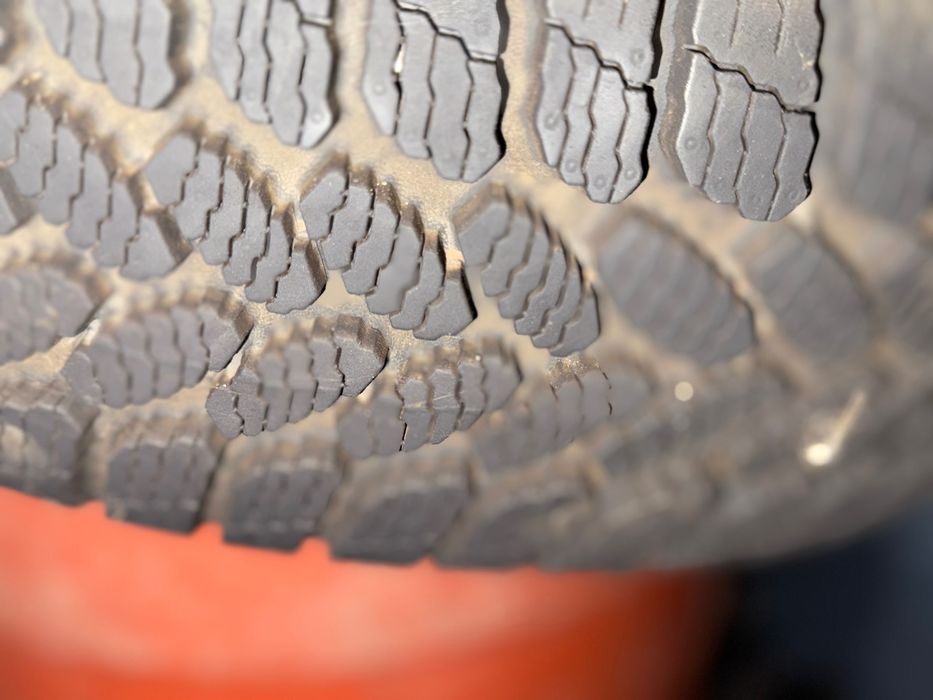 Гуми за кола - нови - 4 броя - 13 цола