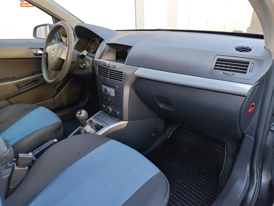 Opel Astra H - 1.7 CDTI