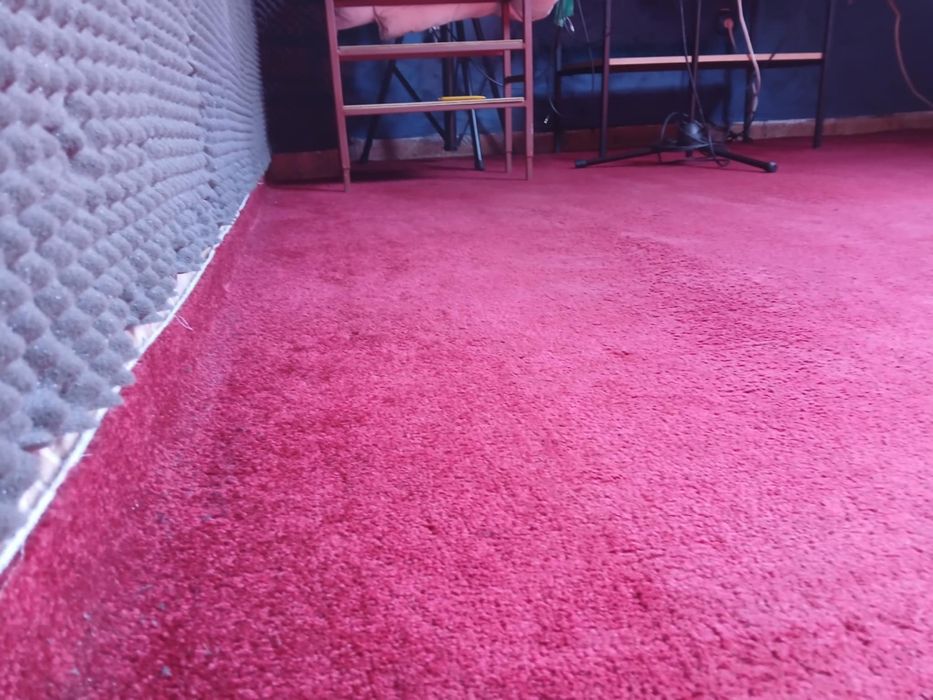 Curatenie la domiciliu Curatare tapiserie canapele saltele mochete