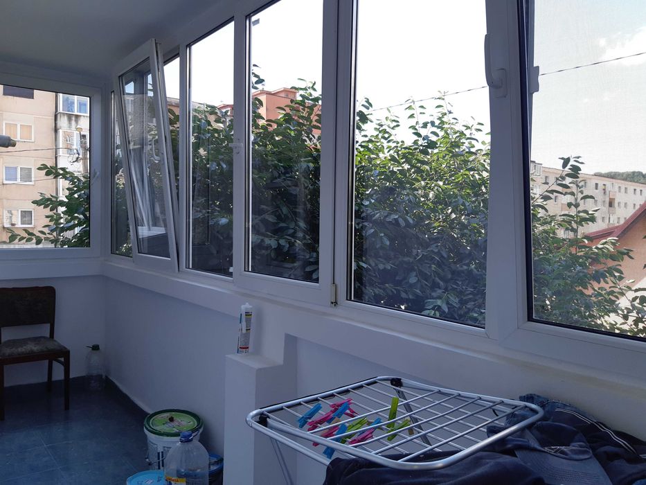 Închiriez apartament cu 2 camere zona Zorilor