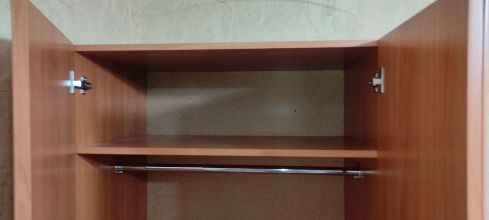 Продам стенку со шкафом