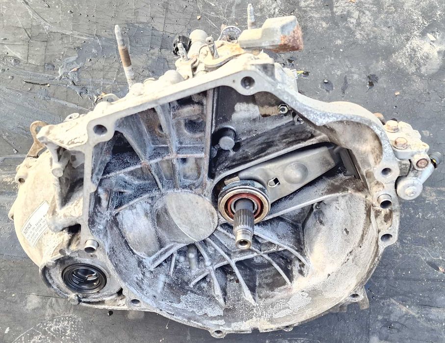 Скоростна Кутия Хонда ФРВ ФР-В 2.2 Honda FRV FR-V 2.2 i-CTDi