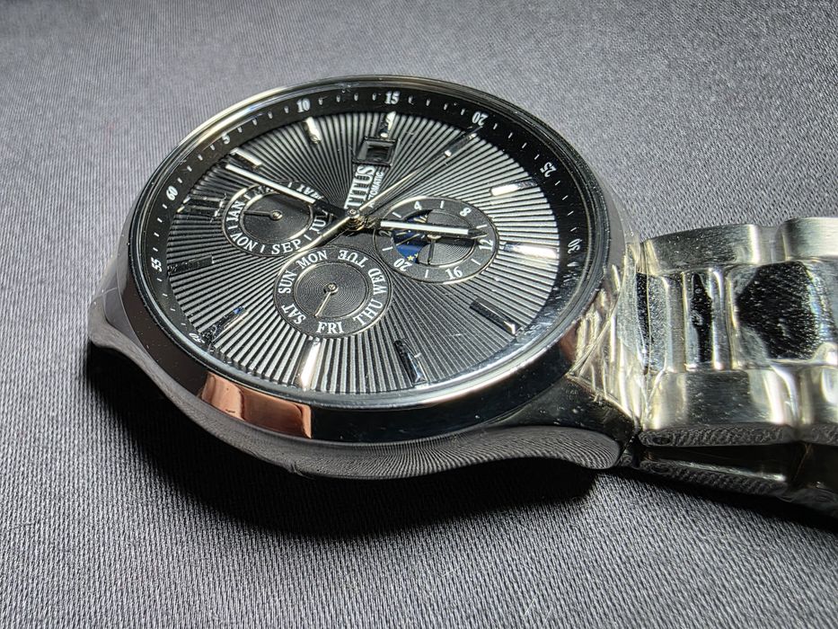 Elvetian Automatic TITUS