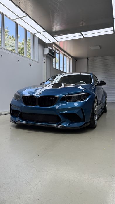 Numar magnetic cu montaj în spatele barii