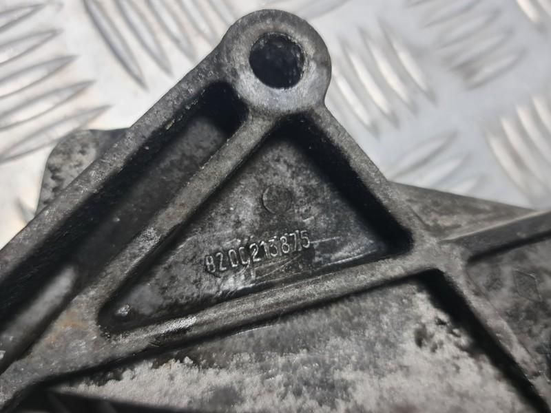 Suport motor Nissan Primastar 2.5 dCi