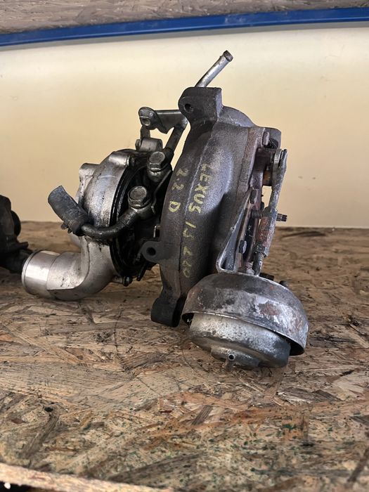Turbo Turbina Toyota Corolla Avensis Rav 4 Lexus IS 220 Corolla Verso 2.2 Diesel 177 CP