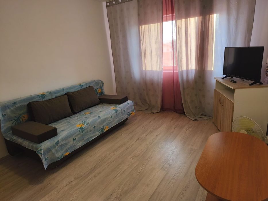 Garsoniera de vânzare