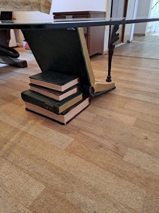 Холна бутикова масичка