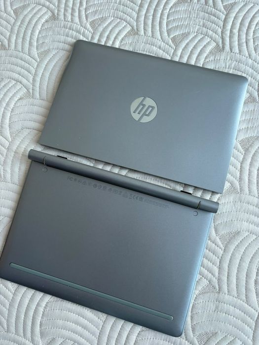 HP Elite x2 1012 G1 — планшет-ноутбук трансформер, сенсорный экран