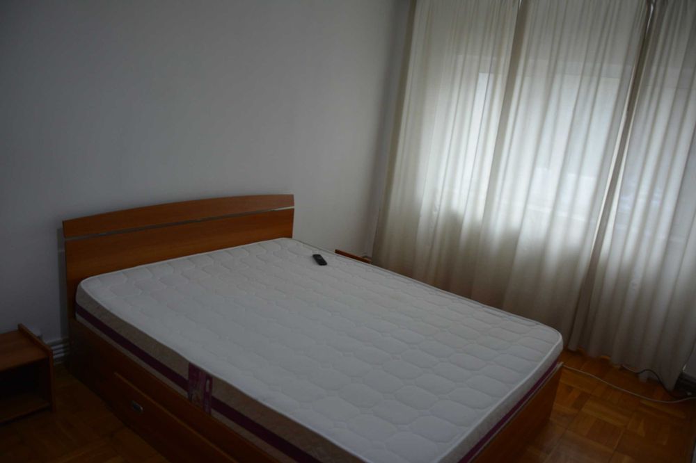Inchiriere apartament 2 camere zona Toamnei 60 mp