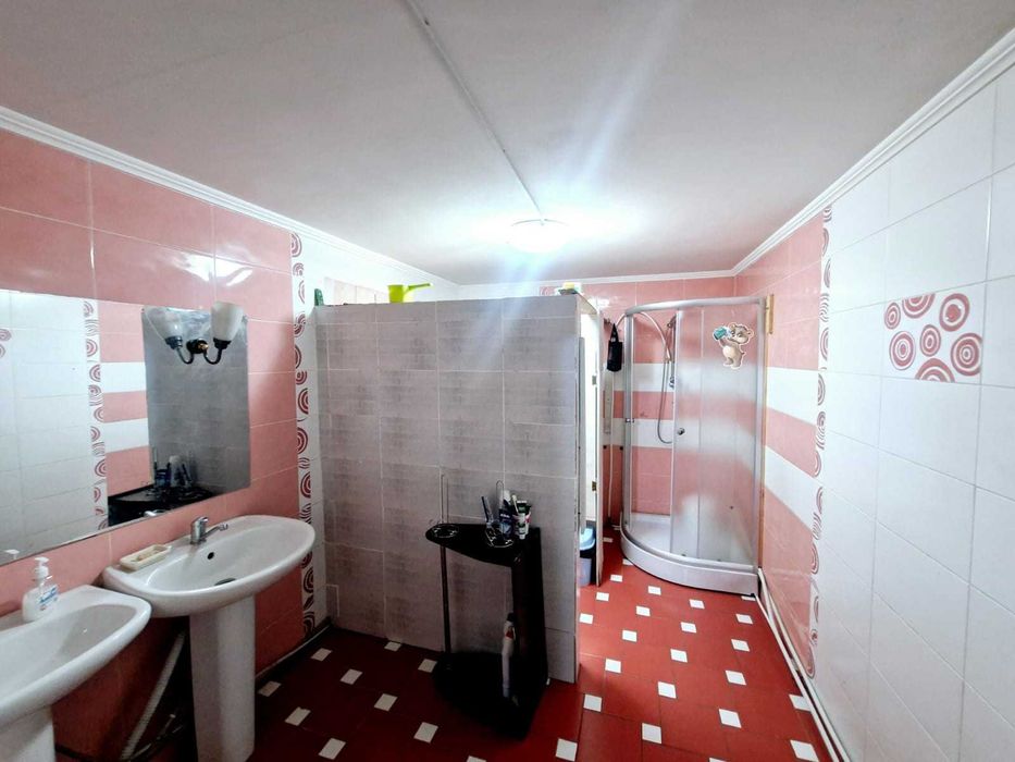 Продажа 3-этажного дома