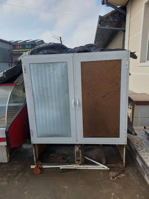 Холодильник, морозильник ва мясорубкалар сотилади