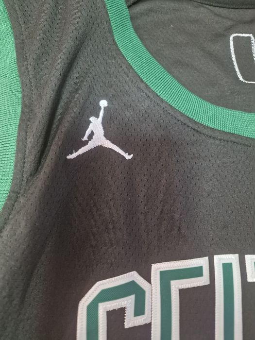 5 tricouri xxl pret 200 lei toate