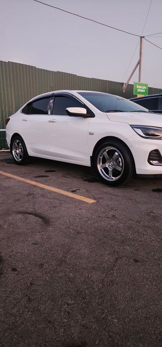 Продаётся Onix primyer 6