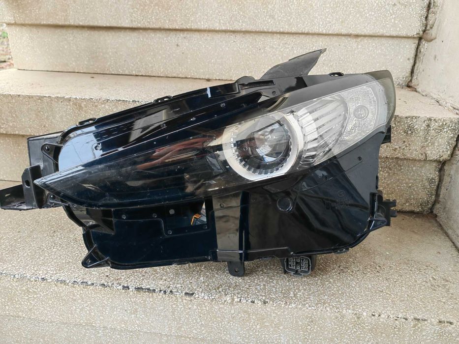Фар Mazda CX30 LED ляв/Фар Мазда ЦХ30 Оригинален