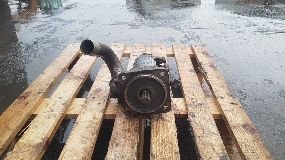 Pompa hidraulica buldoexcavator Fiat Hitachi FB100 , FB110