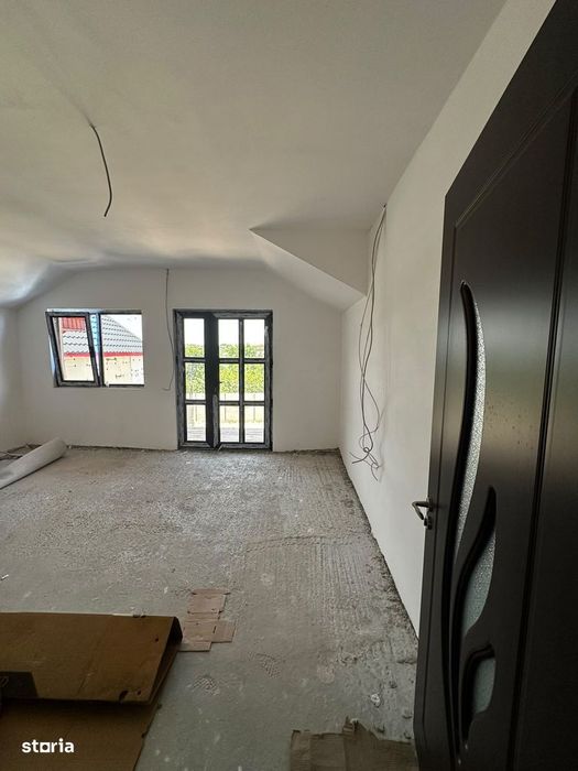 P+1 , teren 200 mp, preț 200 000 euro, loc.Lumina