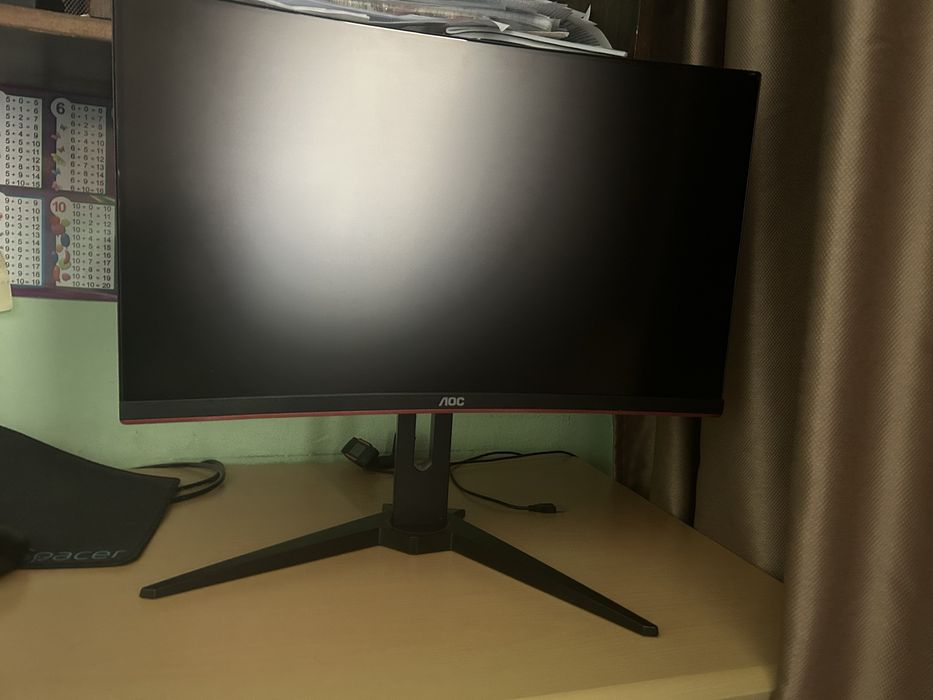 Monitor AOC 144 Hz
