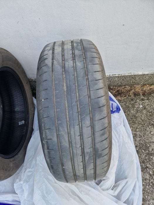 Goodyear 235 55 18 летни гуми