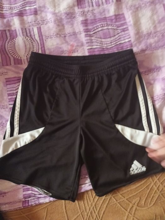 Pantaloni scurți adidas
