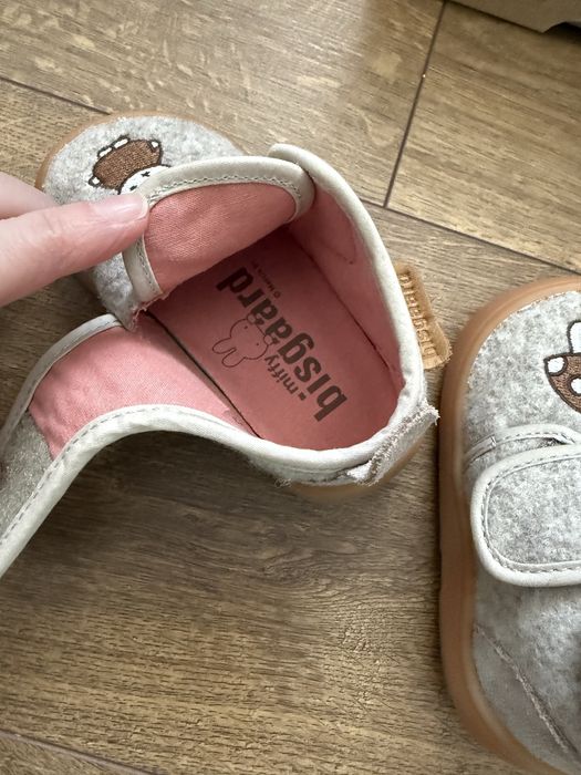 Bisgaard Pantofi interior Barefoot din lână - Miffy Sand