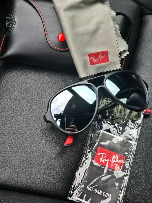 Ochelari de soare Ray Ban  Ferrari