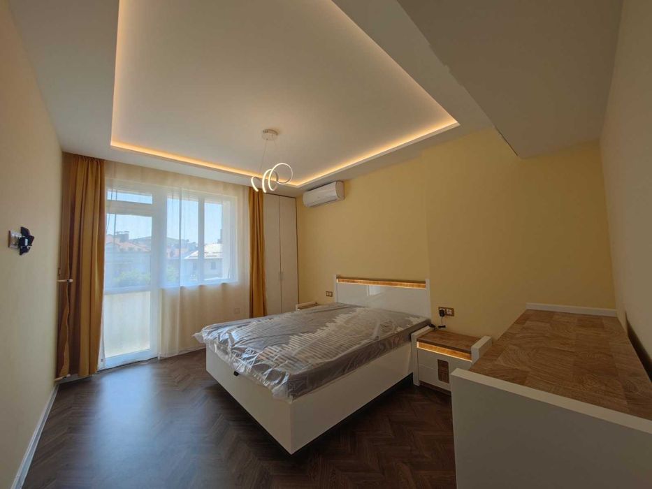 Дава се под наем Тристаен апартамент в София, Център - 1000 кв.м за 1275 € - Снимка #10