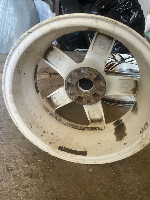 Срочно продам диски