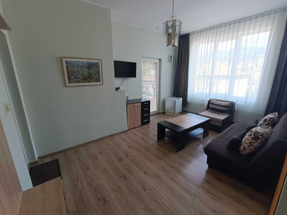 Продава се Хотел в Велинград - 663 кв.м за 543 €/кв.м - Снимка #11