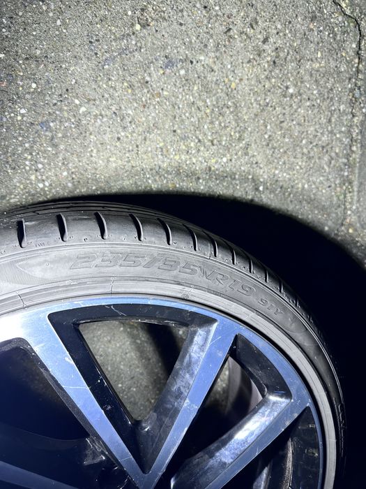 Jante R19 golf 7,5 cu anvelope PZero