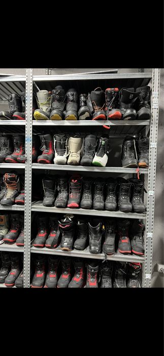 REDUCERI MASIVE echipamente de schi si snowboard ski clapari boots
