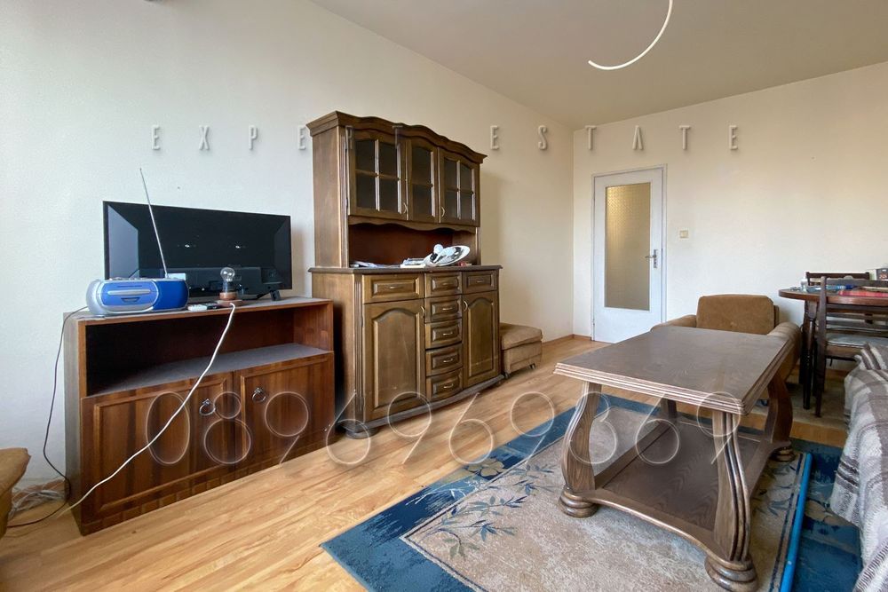 Дава се под наем Тристаен апартамент в Варна, Нептун - 80 кв.м за 357 € - Снимка #1