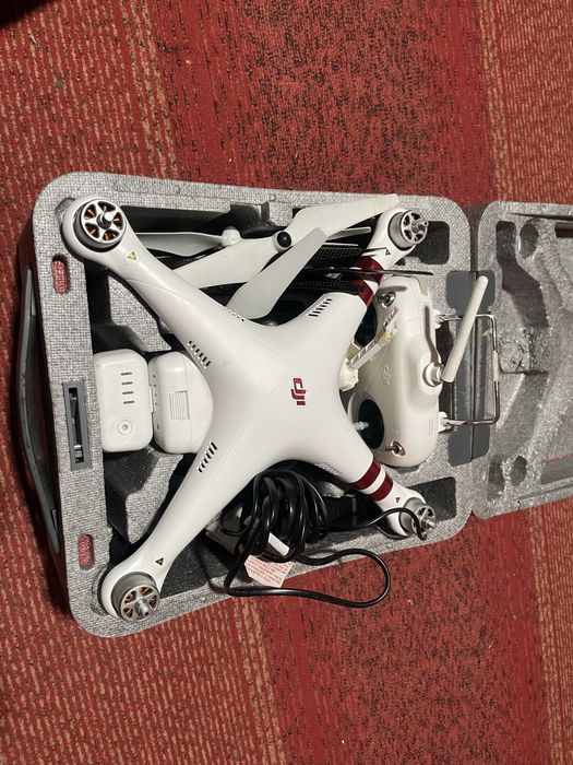 Дрон квадрокоптер DJI Phantom 3 Standard