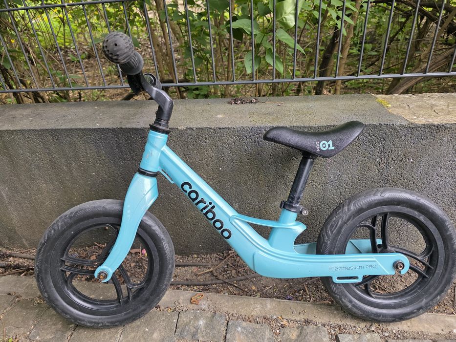 Bicicleta fara pedale Cariboo ultraușoară