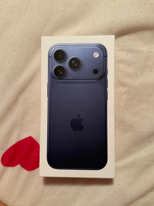 iPhone 17 pro 256 GB Deep Blue
